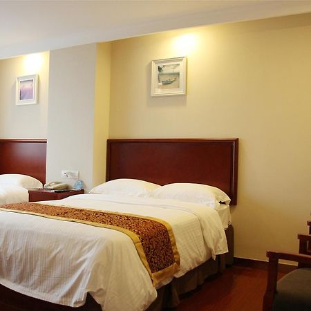 Greentree Inn Jiangxi Fuzhou Gandong Bridge Express Hotel Kültér fotó