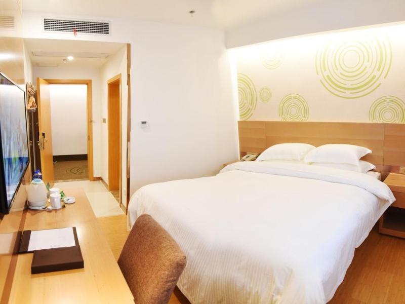 Greentree Inn Jiangxi Fuzhou Gandong Bridge Express Hotel Kültér fotó
