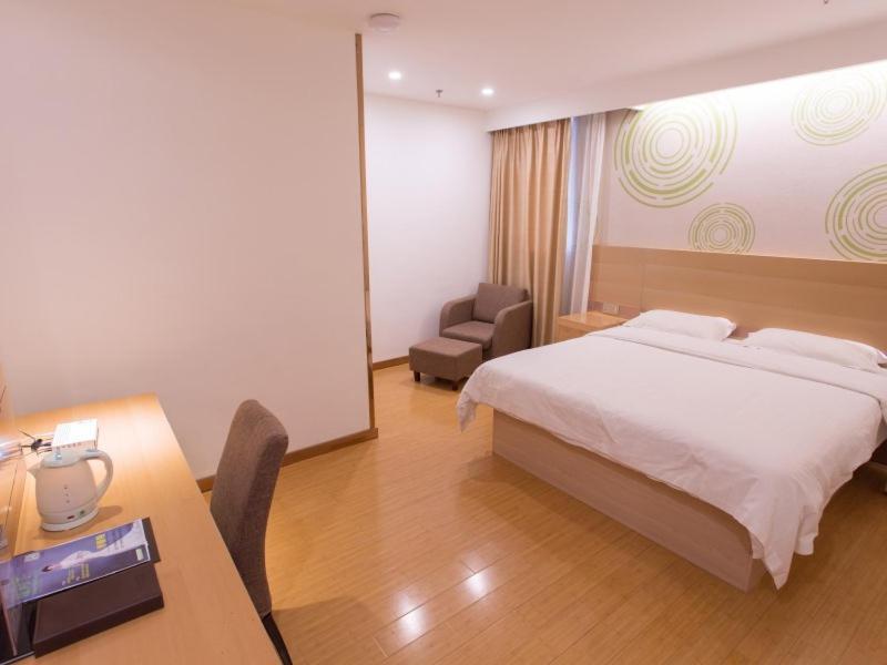 Greentree Inn Jiangxi Fuzhou Gandong Bridge Express Hotel Kültér fotó