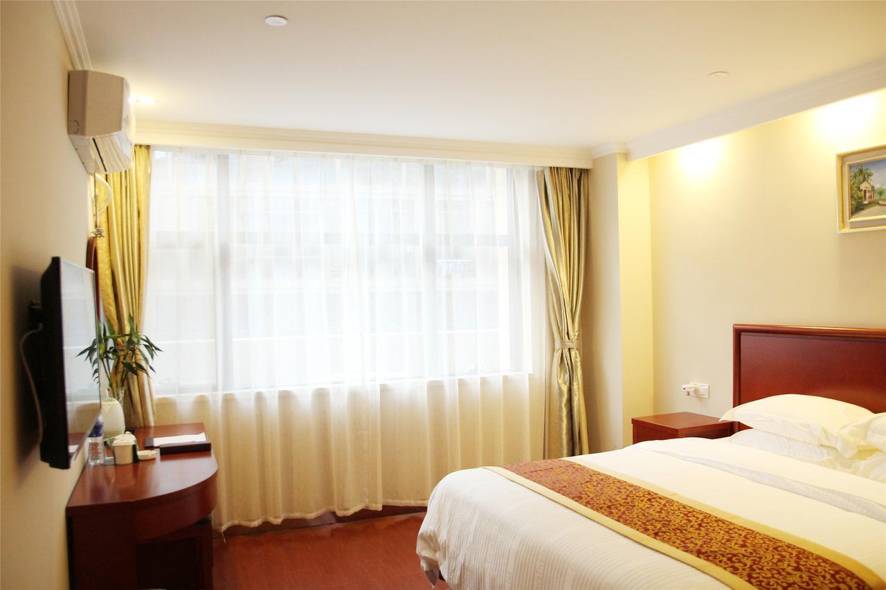 Greentree Inn Jiangxi Fuzhou Gandong Bridge Express Hotel Kültér fotó