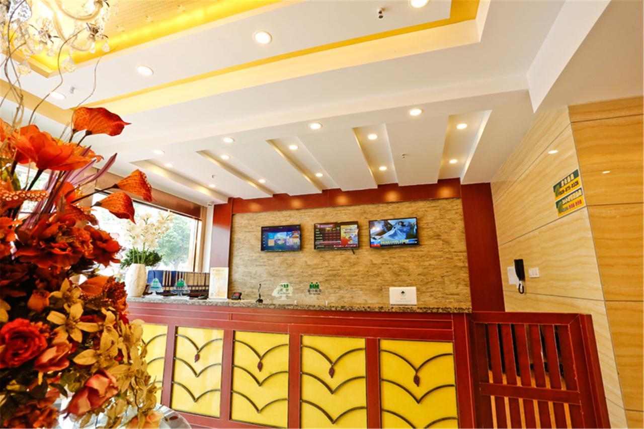 Greentree Inn Jiangxi Fuzhou Gandong Bridge Express Hotel Kültér fotó